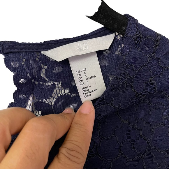 New!! H&M Short Sleeve Lace Midi Dark Blue Dress Size 6 - Picture 4 of 13